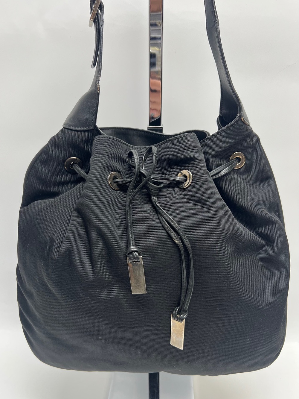 Gucci shoulder bag